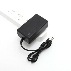 21 Volt 5S 1 Amper Lityum Şarj Cihazı - Görsel 2